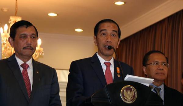 Jokowi: KSAU Harus Buktikan Tak Ada Lagi Kecelakaan Pesawat