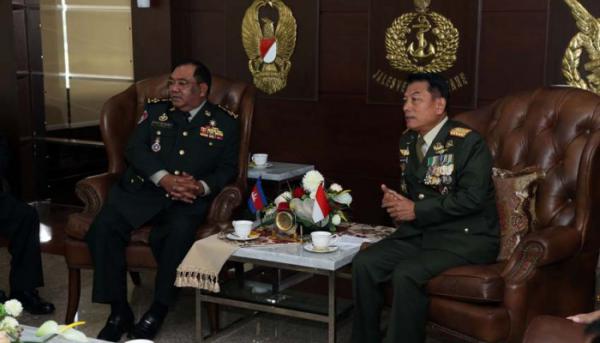 Panglima TNI Terima Wakil Pangab Kamboja