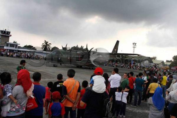 Kemhan Perbaiki Lima Pesawat Hercules