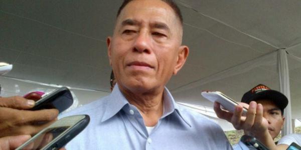 Menhan akan Tertibkan Seragam Dinas yang Mirip TNI