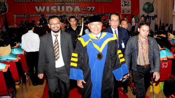 Di Hadapan Wisudawan, Panglima TNI Jelaskan Pengelolaan Wilayah Perbatasan