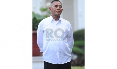 Menhan: Kalau Ada yang Kawin Dua, Saya Pecat!